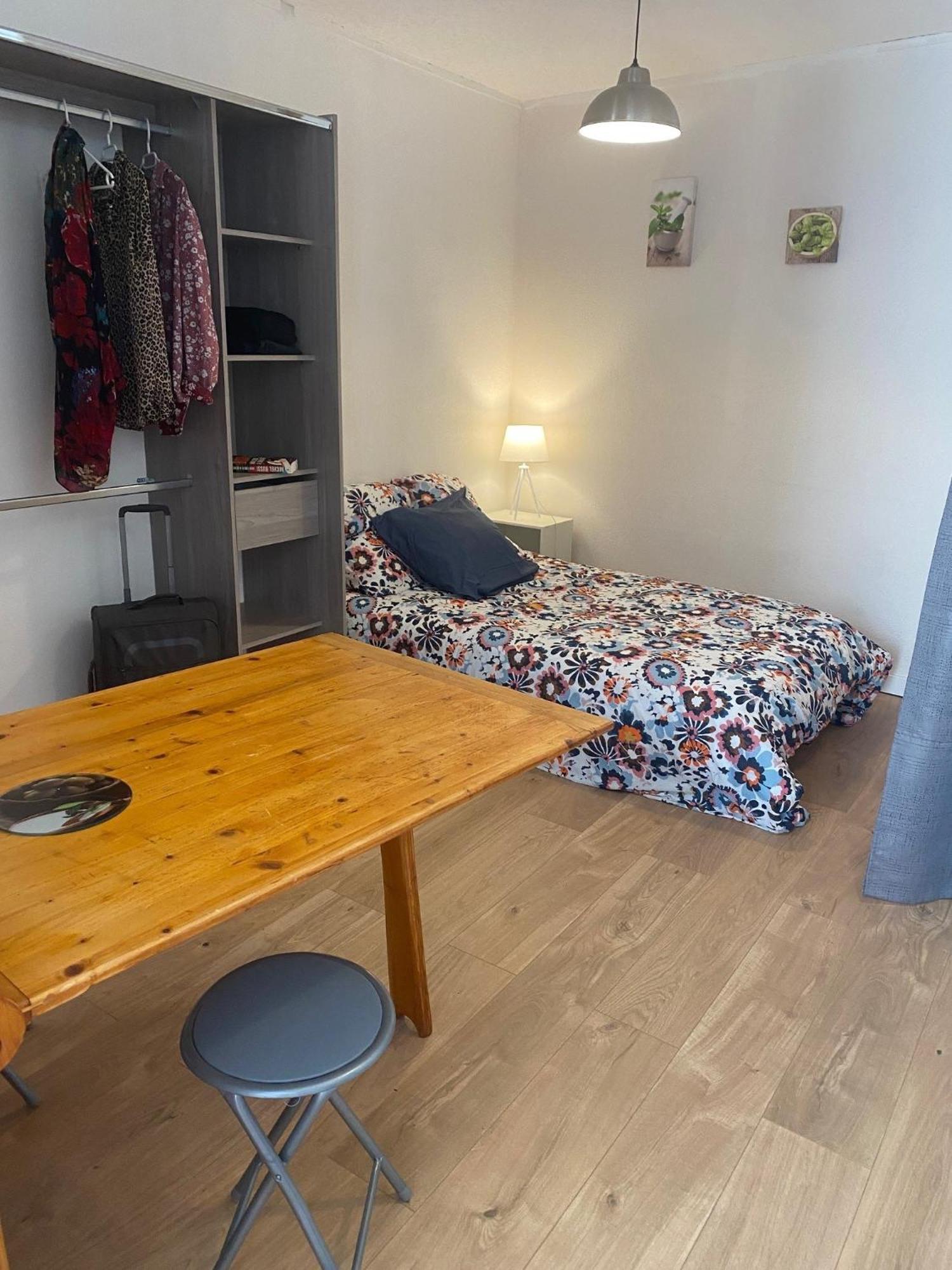 Apartment En Plein Centre Des Vans